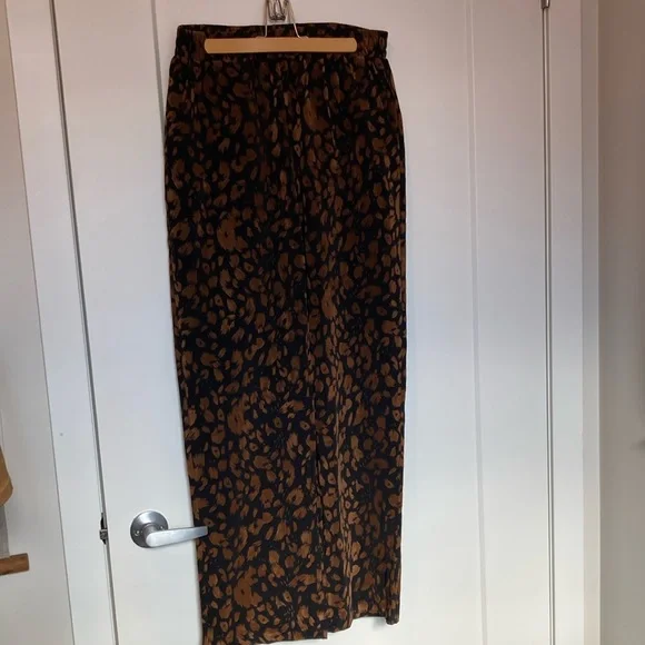 Leopard Print Pants - Picture 2 of 5